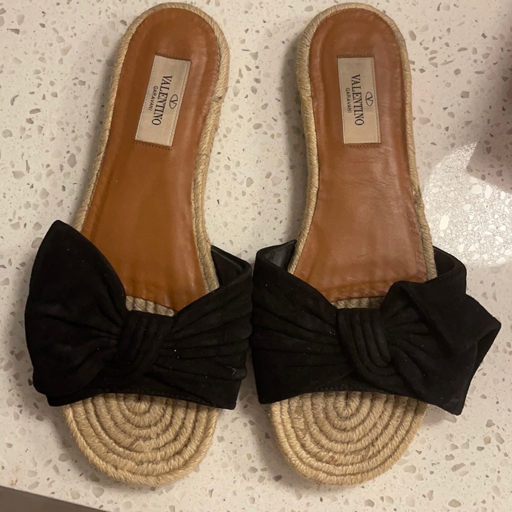 VALENTINO BOW SANDALS